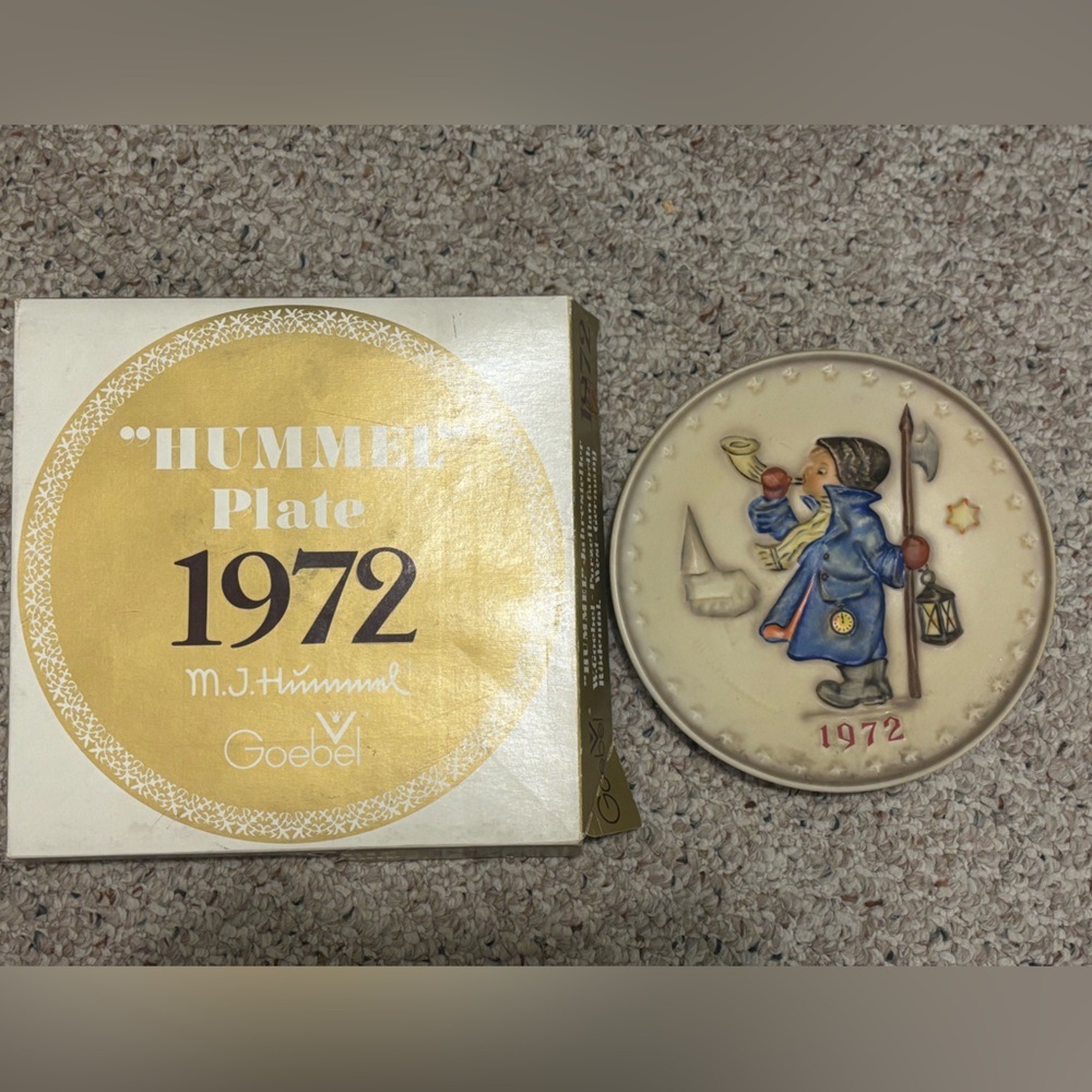 Goebel Hummel Collectible Plates Lot 1972-1981 with Original Packaging